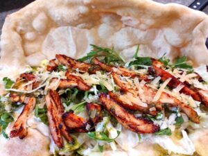Pizza Salat Pollo
