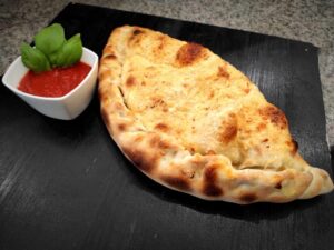 Calzone Bolognese